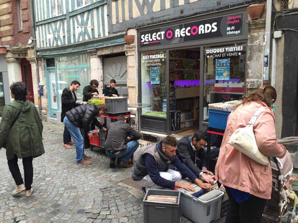 Select Record Rouen Select Record Rouen : Hi-Fi Amplis – CBLHUD