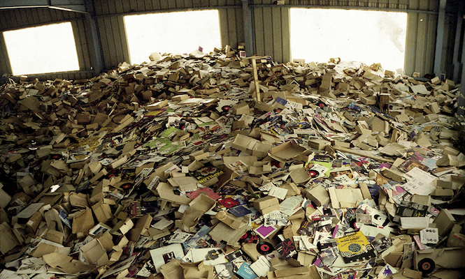Lire la suite à propos de l’article Les ventes de vinyle stagnent: la faute à la mauvaise qualité des pressages ?