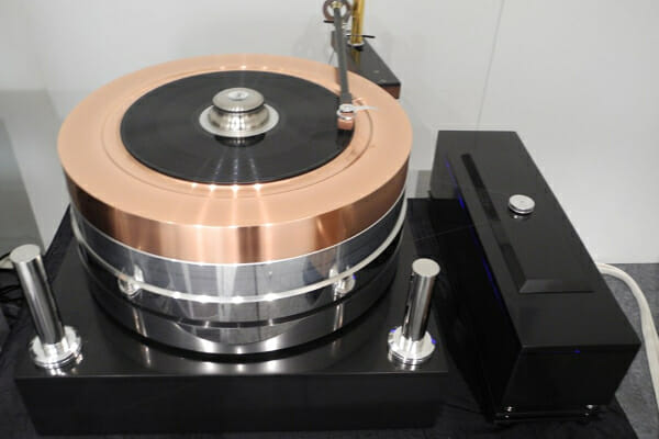 Lire la suite à propos de l’article Comparatif platine vinyle, tests et avis platine vinyl 2021