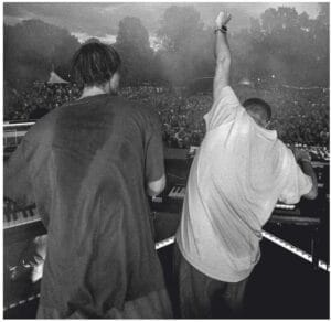 Lire la suite à propos de l’article Sortie vinyle True Electric par Röyksopp le 23 mai 2025