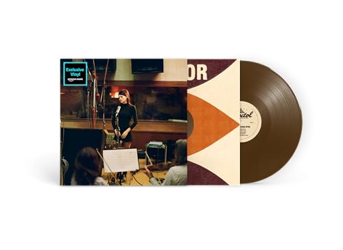 Lire la suite à propos de l’article Sortie vinyle Visitor par Sienna Spiro le 3 juillet 2026